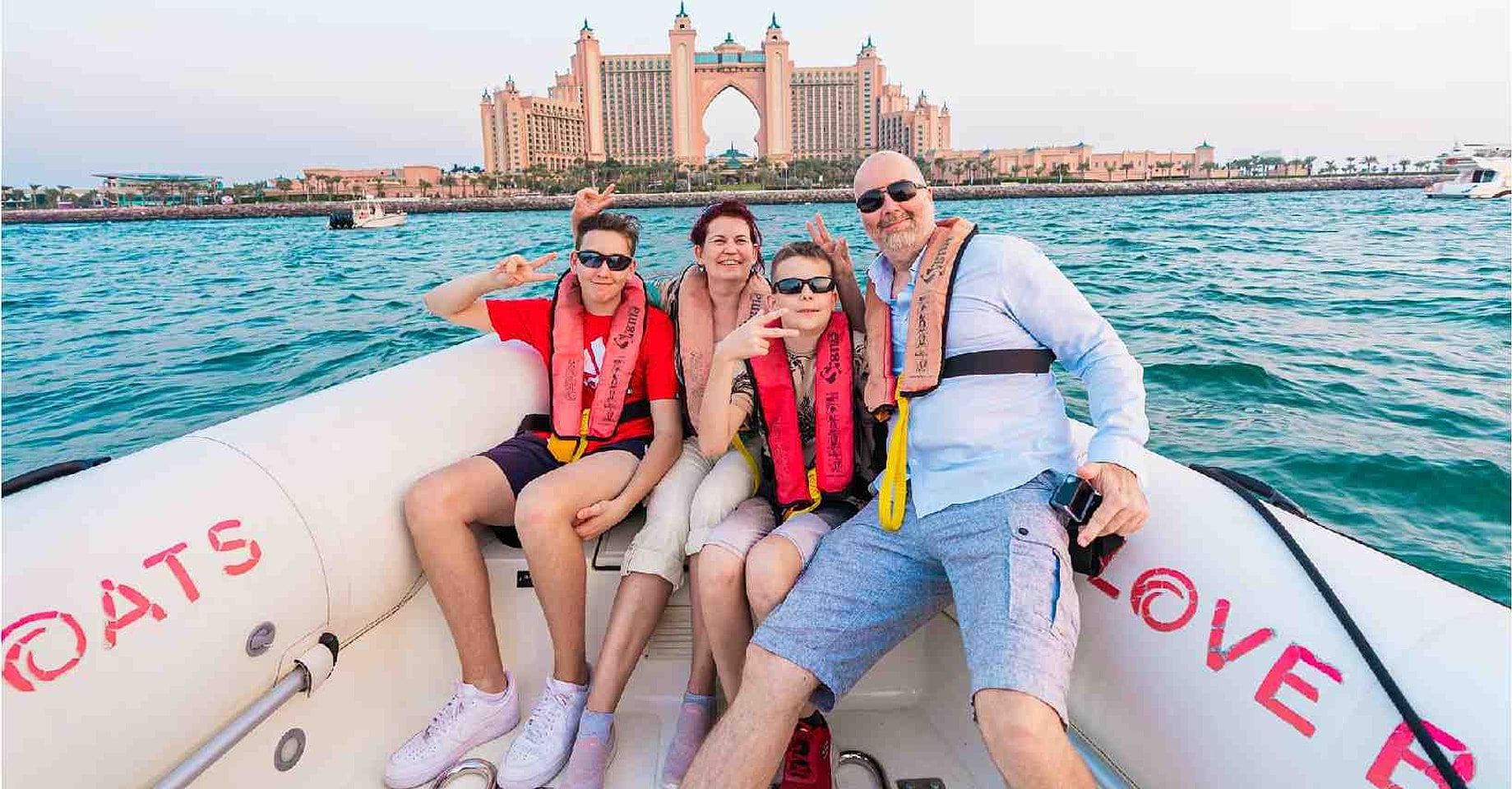 Dubai Love Boat